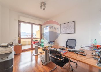 Ufficio Via Biagio Petrocelli, Roma (zona Romanina) - foto 6