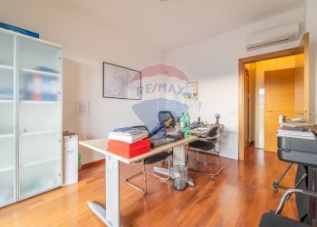 Ufficio Via Biagio Petrocelli, Roma (zona Romanina) - foto 7