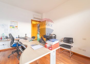 Ufficio Via Biagio Petrocelli, Roma (zona Romanina) - foto 8