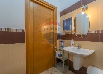 Ufficio Via Biagio Petrocelli, Roma (zona Romanina) - foto 12