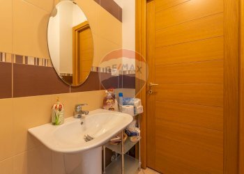 Ufficio Via Biagio Petrocelli, Roma (zona Romanina) - foto 12