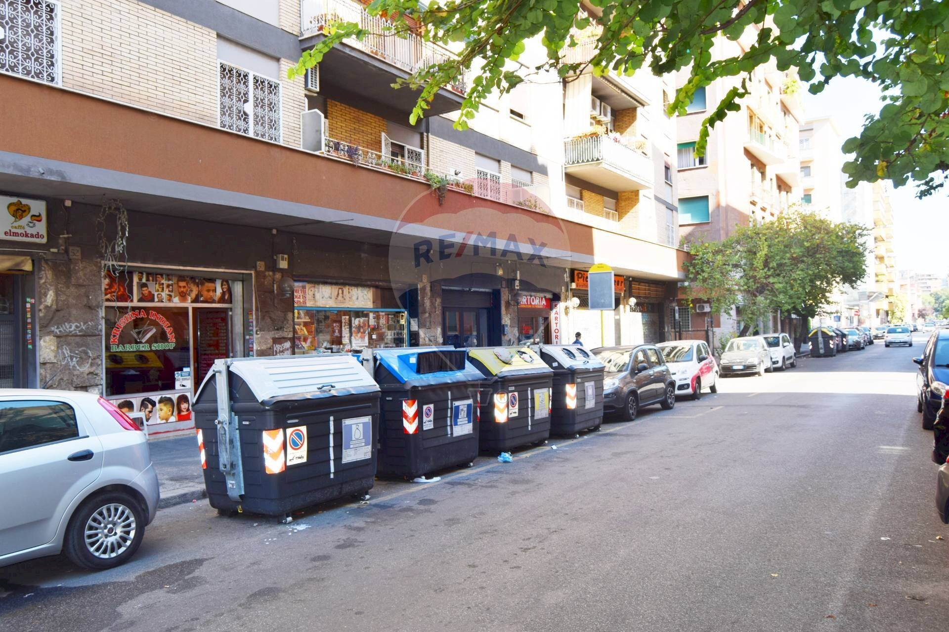 Locale Commerciale Via Ignazio Persico, Roma (zona Garbatella) - foto 1