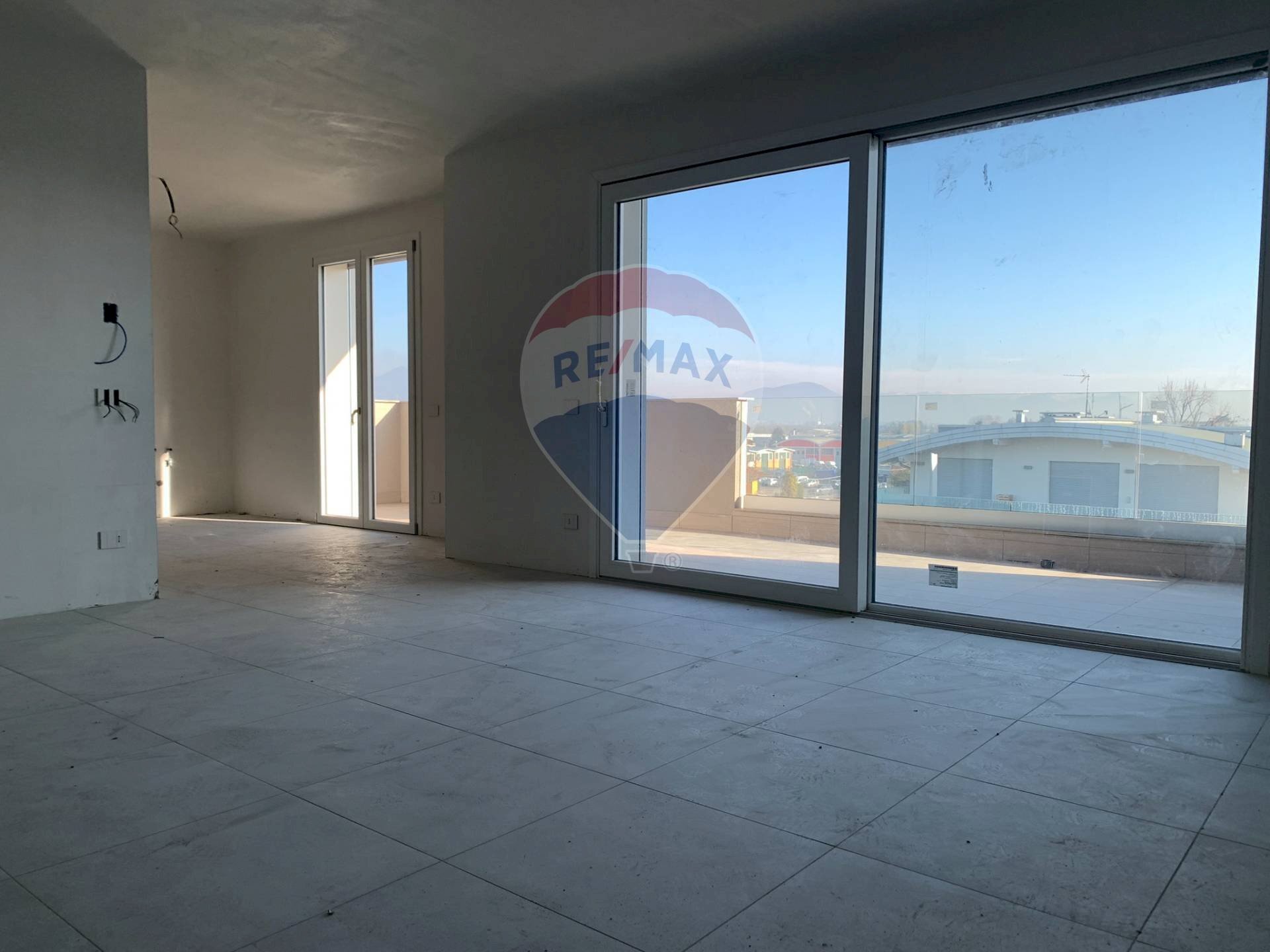 Attic Via Bastone, Dalmine - photo 3