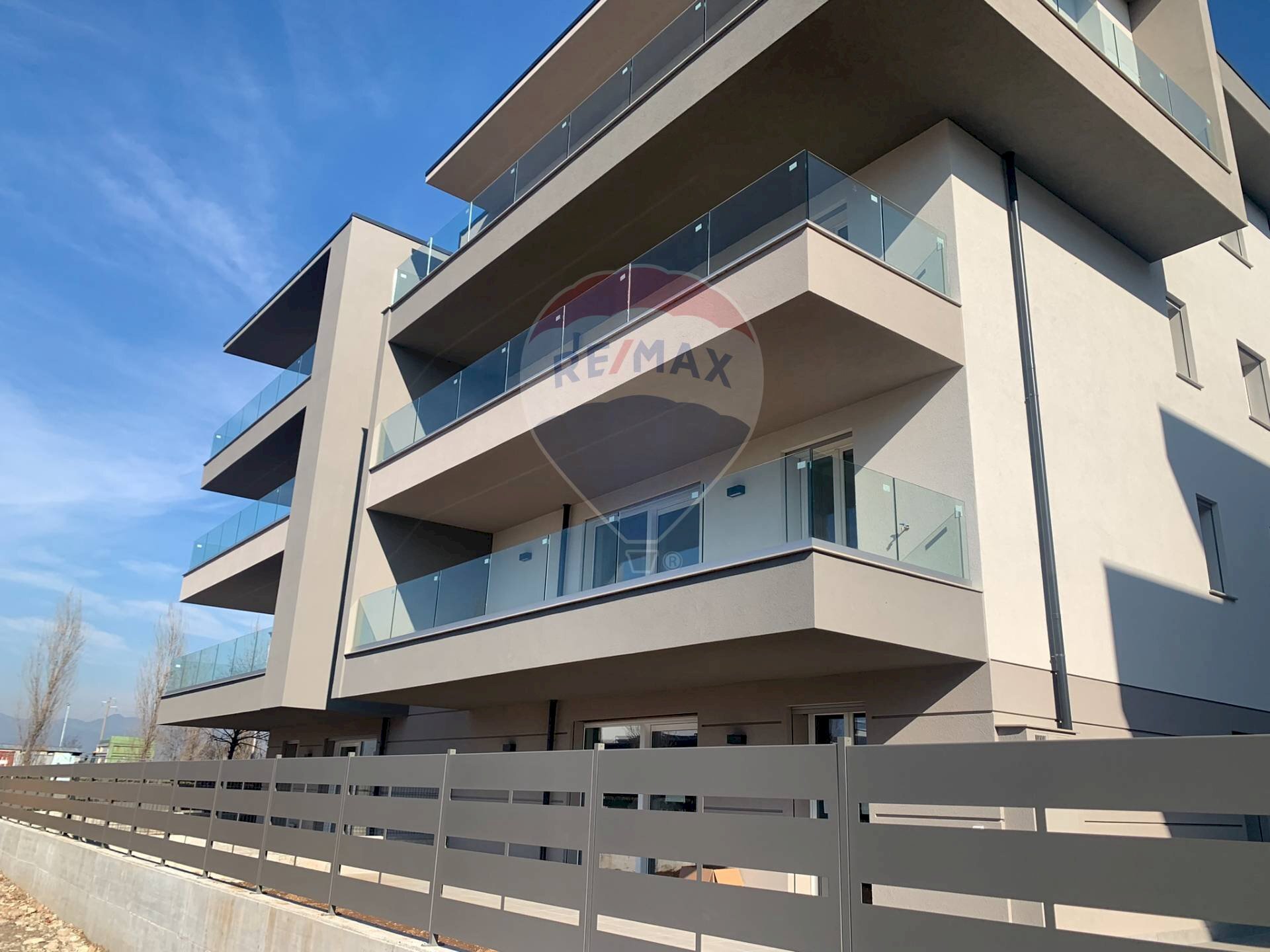 Four-room apartment Via Bastone, Dalmine - photo 1