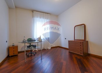 Trilocale Bergamo (zona Colognola) - foto 25