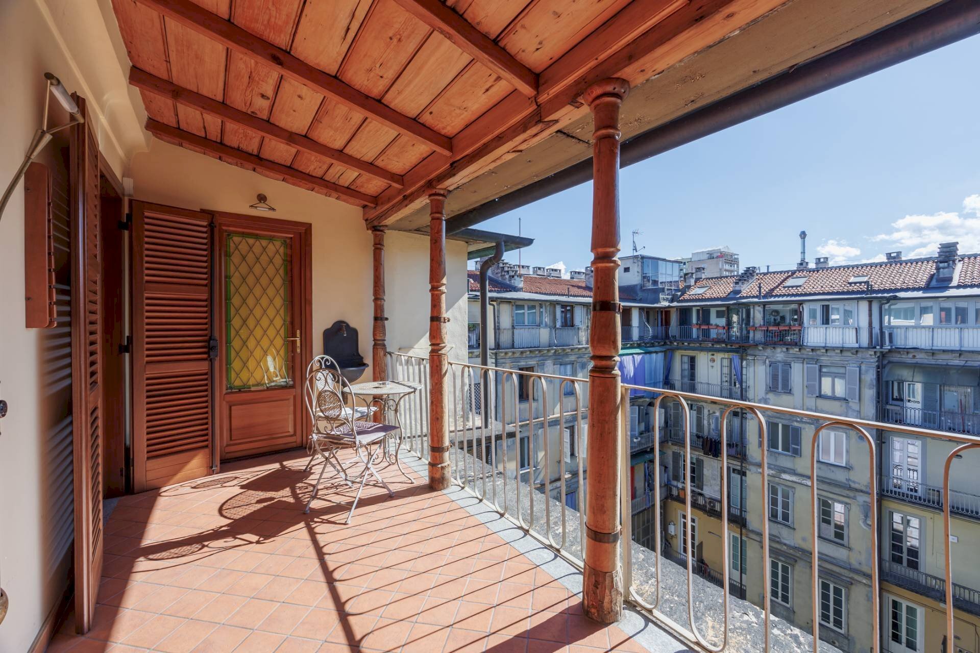 Four-room apartment Via Giuseppe Parini, Torino (neighborhood Centro) - photo 2