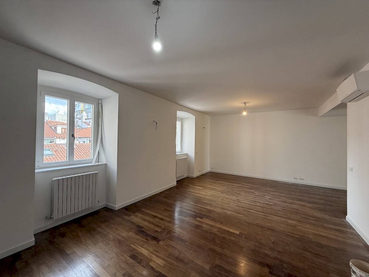 Four-room apartment Via Francesco Crispi, Trieste - photo 3