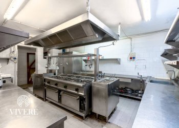 Locale Commerciale Via oceano, Olbia - foto 14