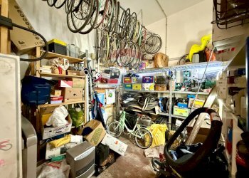 Shop via giovannipoli, Roma (neighborhood Garbatella) - photo 4