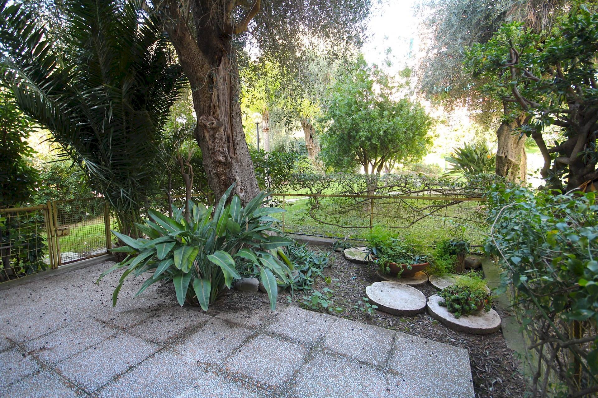 Three-room apartment viale Giosuè Carducci, Sanremo - photo 2