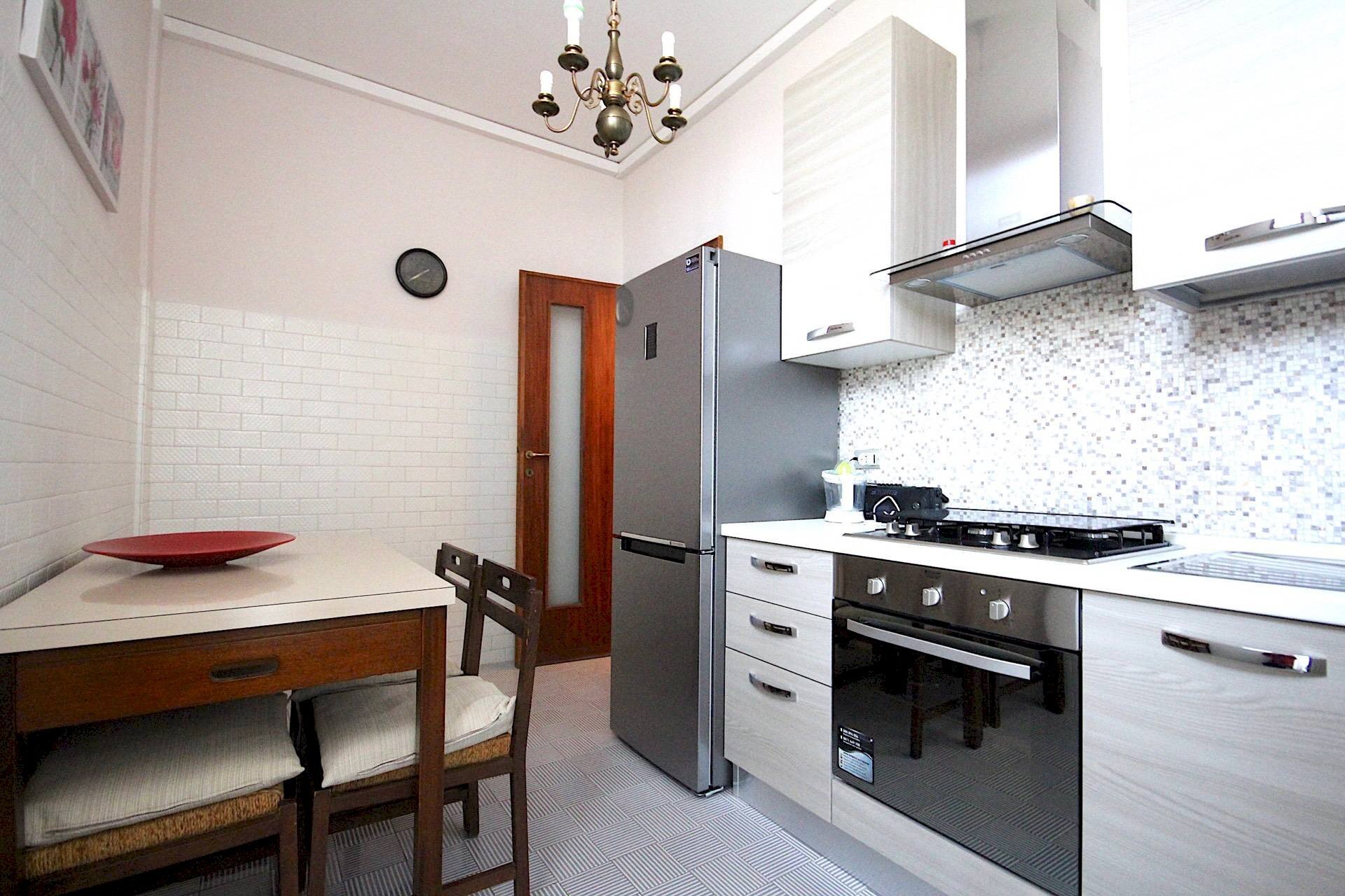 Three-room apartment viale Giosuè Carducci, Sanremo - photo 3