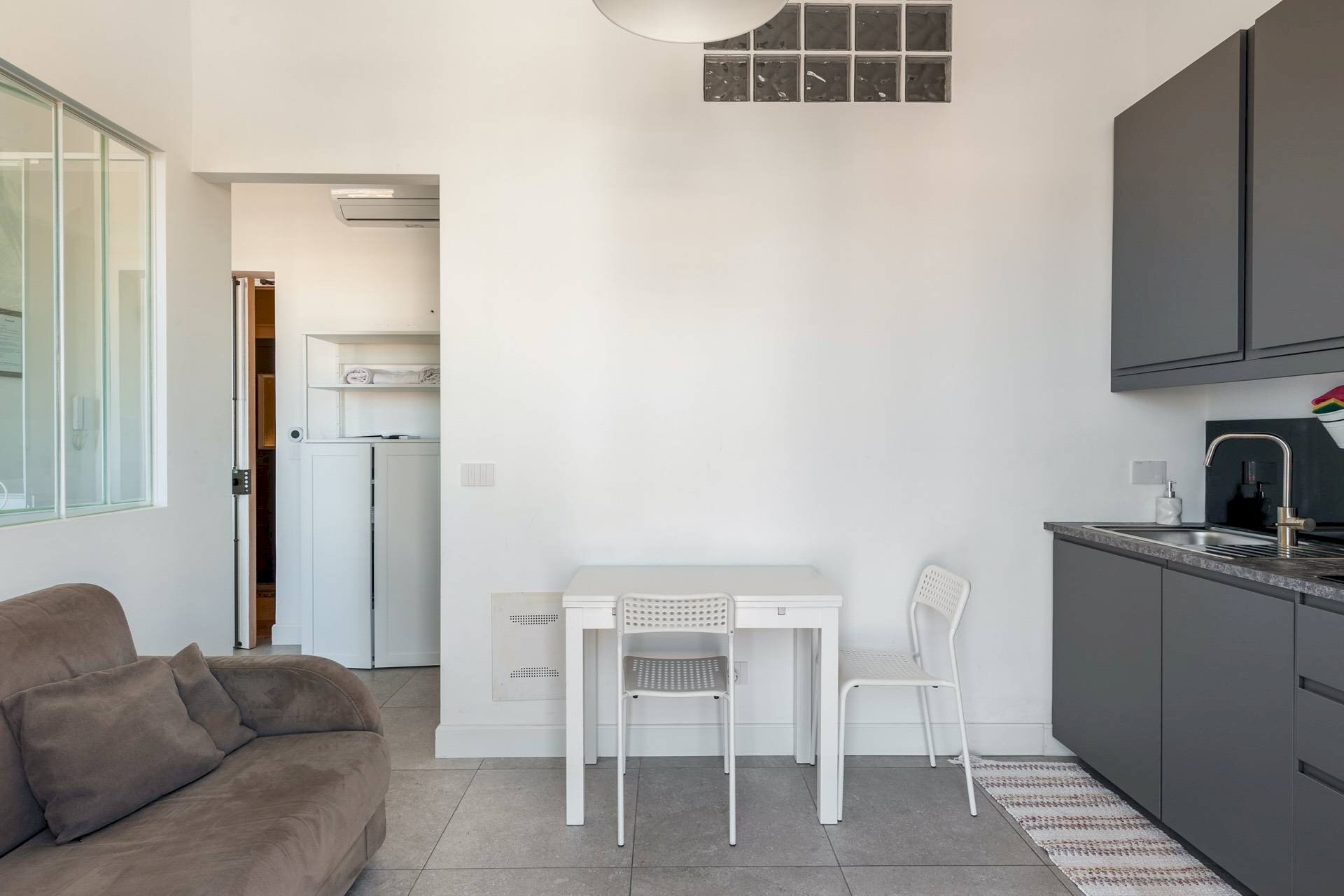 Two-room apartment strada san bernardo, Sanremo - photo 3