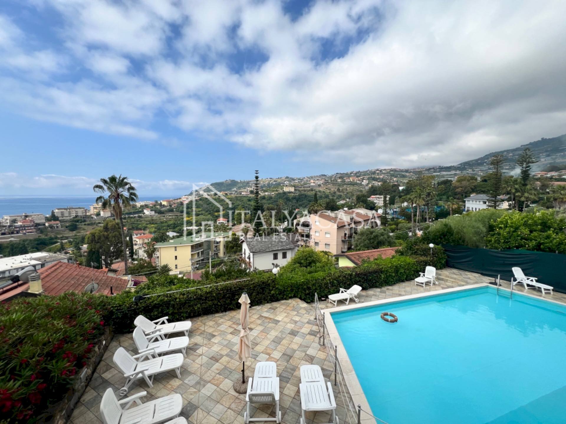 Two-room apartment Strada Solaro, Sanremo - photo 2