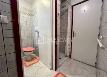 One-room apartment Corso degli Inglesi, Sanremo - photo 12