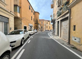 One-room apartment Corso degli Inglesi, Sanremo - photo 16