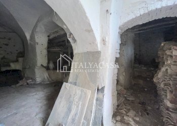 Magazzino strada modeni, Sanremo - foto 7