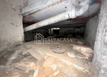 Magazzino strada modeni, Sanremo - foto 15