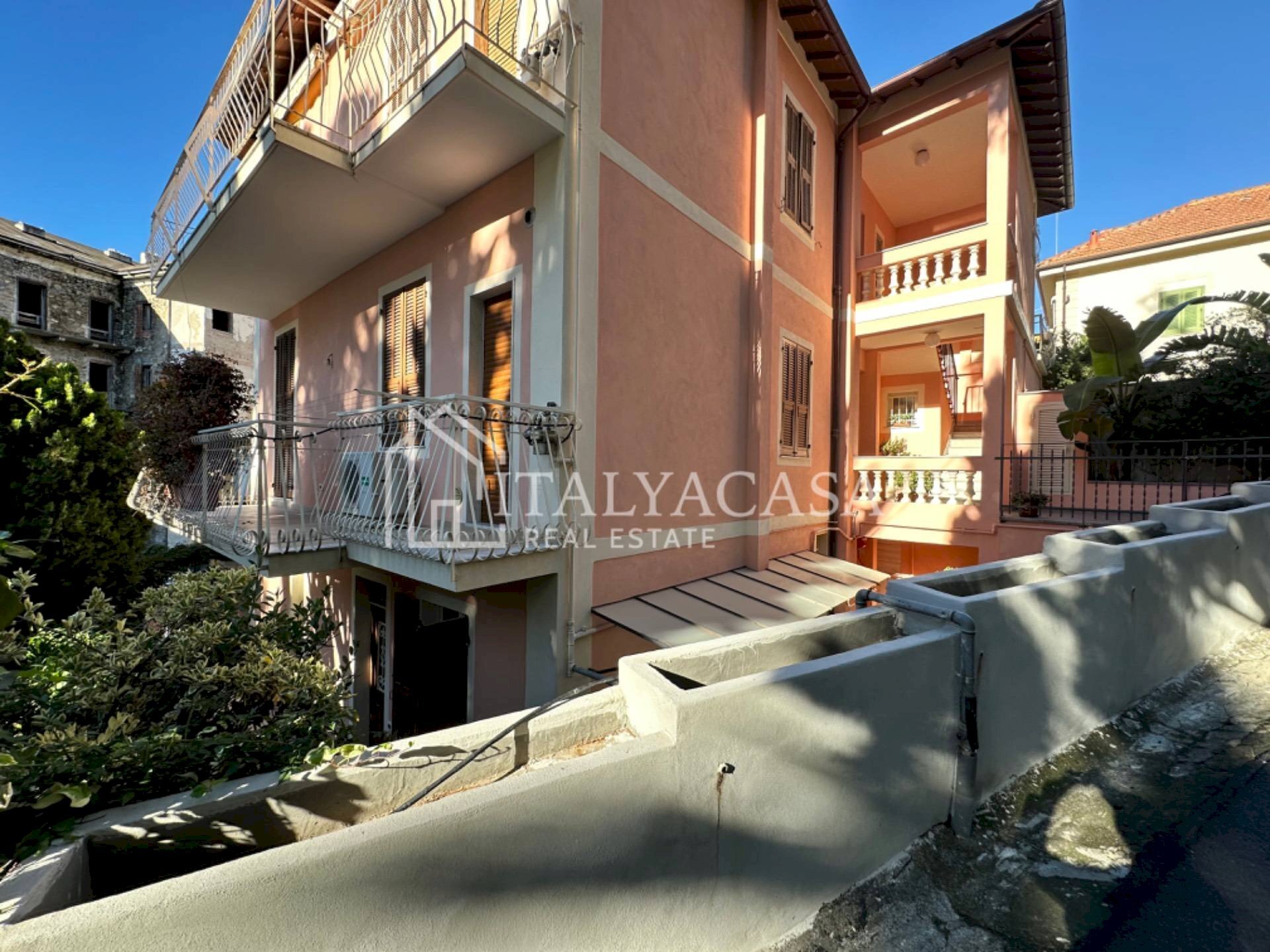 Three-room apartment via Hope, Sanremo - photo 1