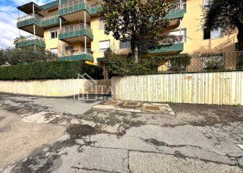 One-room apartment Strada San Giusto, Sanremo - photo 2