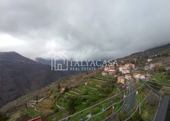 Quadrilocale via cava, Triora - foto 1