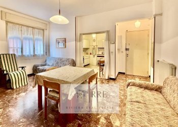 Trilocale via Aurelia, Loano - foto 1