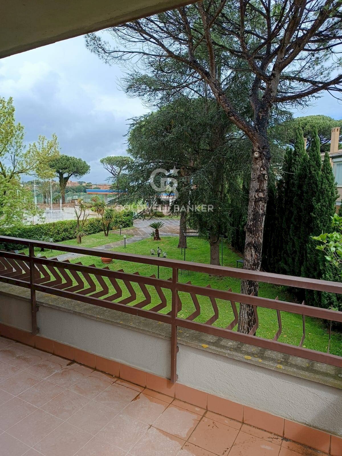 Quadrilocale Via Saint Vincent, Roma - foto 1