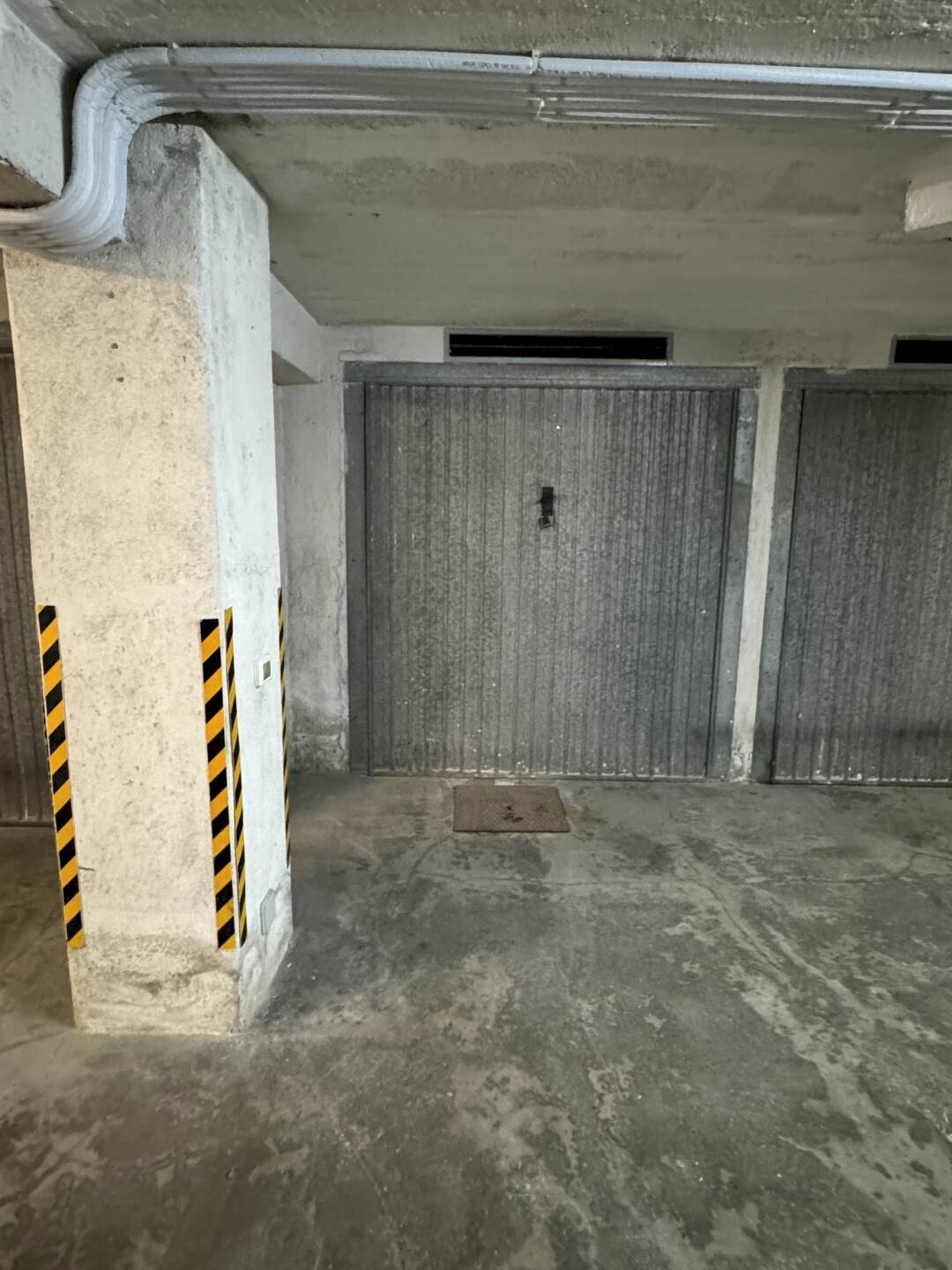 Posto Auto Via Flaminia, 260 B, Ancona (zona Torrette) - foto 2