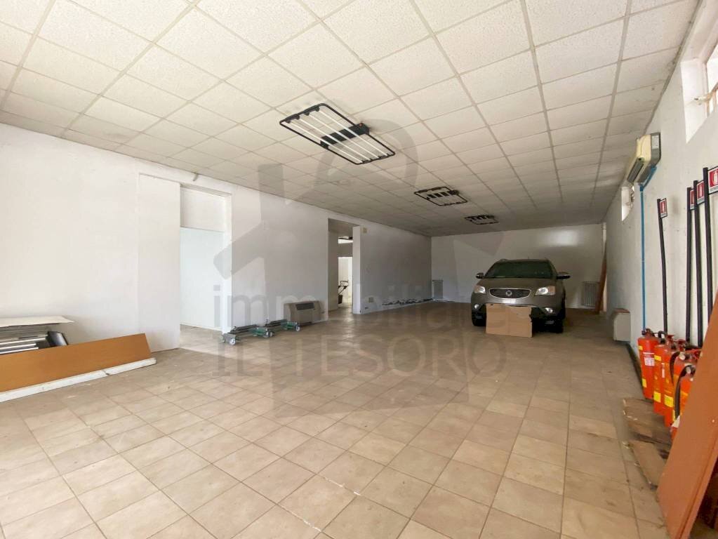 Interno non residenziale - Magazzino via Doccio, Verucchio - foto 2