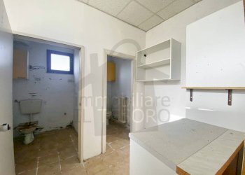 Interno non residenziale - Magazzino via Doccio, Verucchio - foto 5