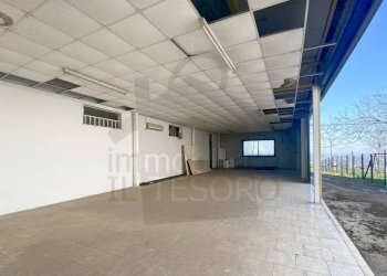 Portico - Magazzino via Doccio, Verucchio - foto 6