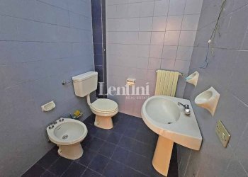 Bagno - Trilocale via Roma, Casale Monferrato - foto 21