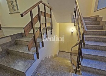 Scala - Trilocale via Roma, Casale Monferrato - foto 5