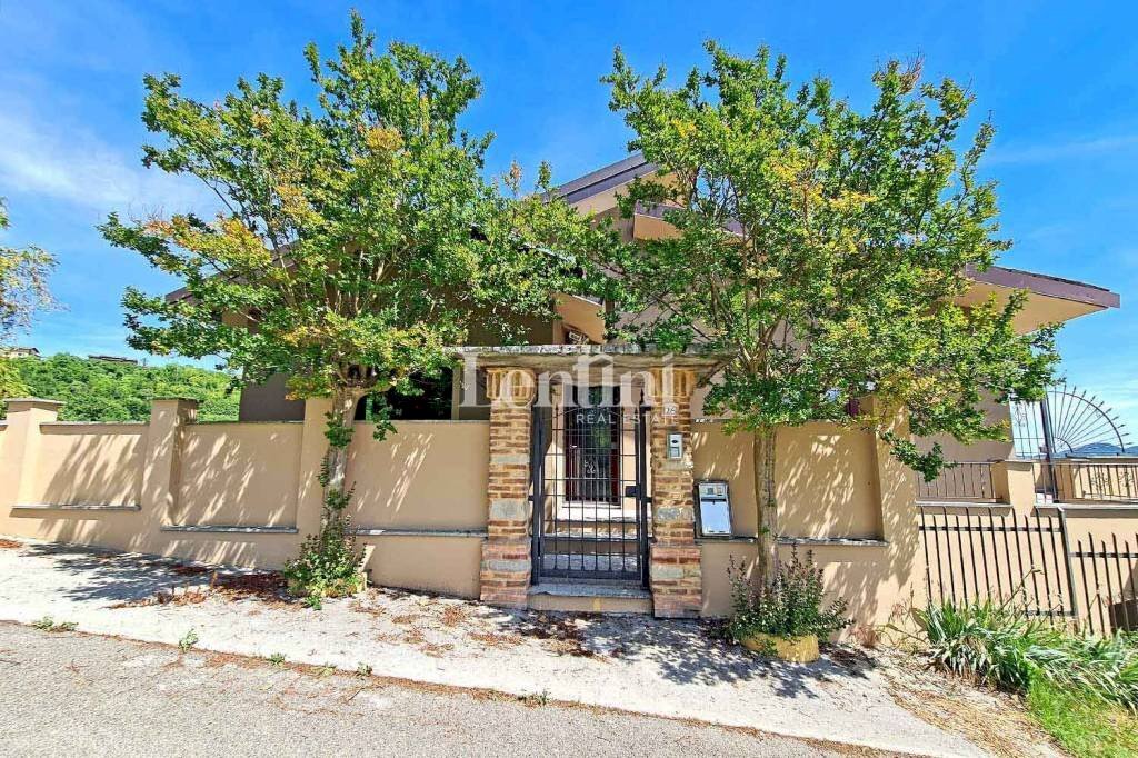 Facciata - Villa via Santo Stefano, Gabiano - foto 2