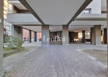 Interno palazzo - Box via Papa Giovanni XXIII, Casale Monferrato - foto 4