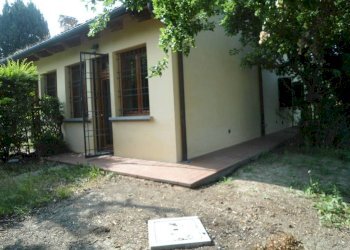 Facciata - Casa indipendente via San Martino, Monte San Pietro - foto 1