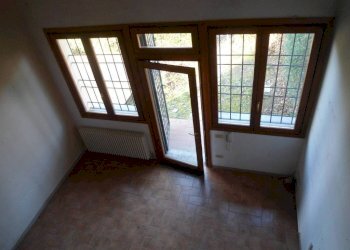 Stanza non arredata - Casa indipendente via San Martino, Monte San Pietro - foto 28