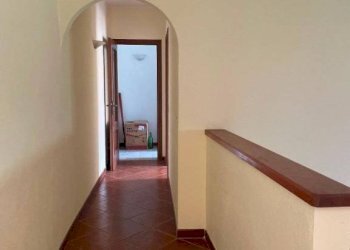 Corridoio - Casa indipendente San Michele Mondovì - foto 8