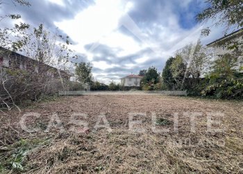 Building land Ossona - photo 1