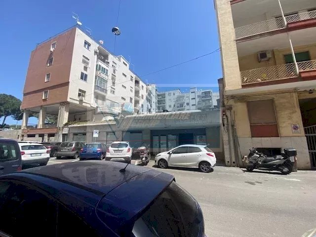 Shop Via Tevere, Siracusa - photo 2