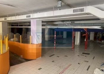 Shop Via Tevere, Siracusa - photo 9