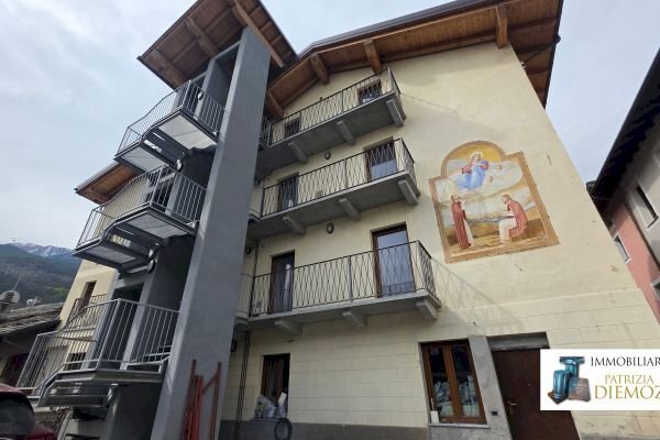 Three-room apartment via Risorgimento, Nus - photo 3