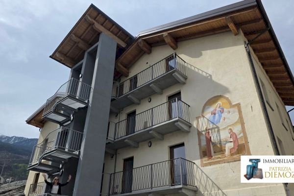 Three-room apartment via Risorgimento, Nus - photo 1