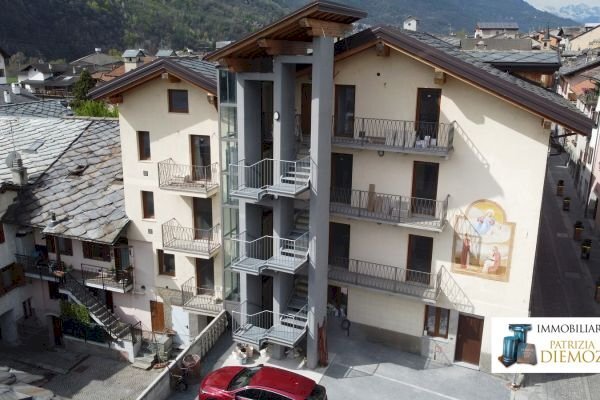 Three-room apartment via Risorgimento, Nus - photo 2