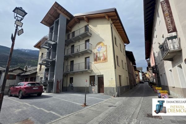 Three-room apartment via Risorgimento, Nus - photo 3