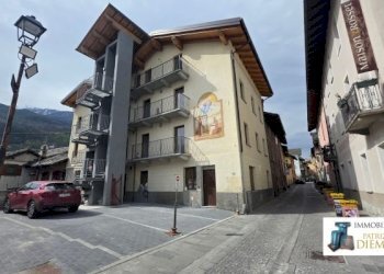 Three-room apartment via Risorgimento, Nus - photo 3