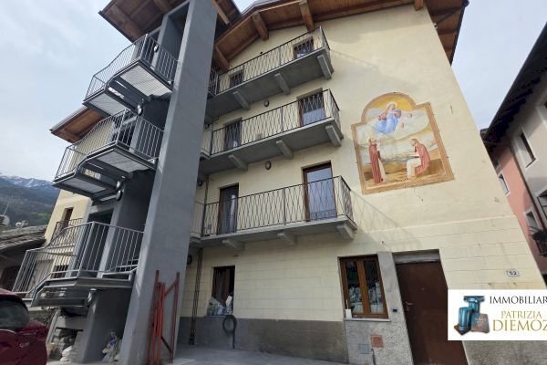 Three-room apartment via Risorgimento, Nus - photo 2