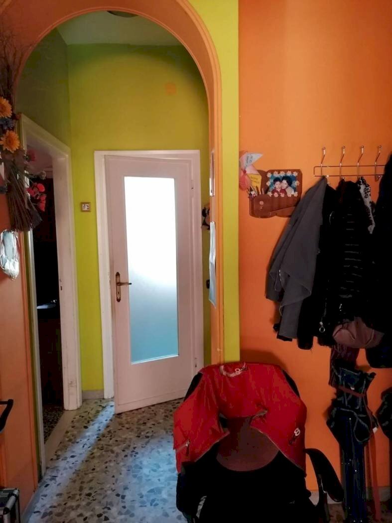 Four-room apartment Via massimo d'azeglio, 4, Alba - photo 2