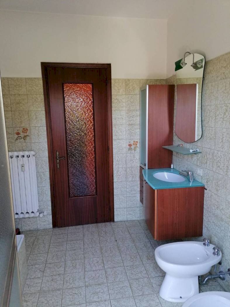 Four-room apartment Angelo nielli s.n.c, San Michele Mondovì - photo 1