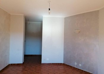 Four-room apartment Angelo nielli s.n.c, San Michele Mondovì - photo 20