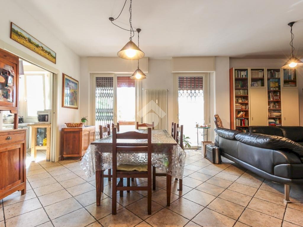 Four-room apartment Via gobetti, Castenaso - photo 1